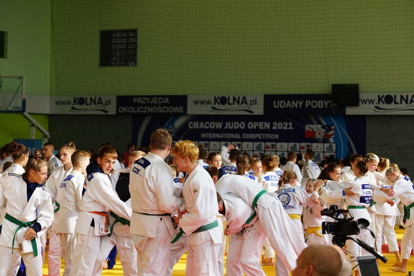 Kraków. Święto judo w hali przy Kolnej. Walczyło 850 zawodników. Młodzież szkolił Paweł Nastula [ZDJĘCIA]