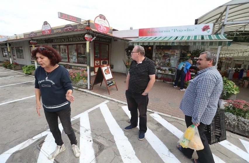 Zdaniem kupców nowy sposób parkowania zniechęci klientów do...