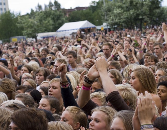 Organizatorzy imprez wprowadzają w miasteczkach festiwalowych karty PayPass umożliwiające płatności zbliżeniowe. Fot. Archiwum