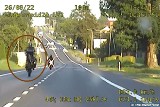 Motocyklista-uciekinier zatrzymany po trzech miesiącach. Co mieszkaniec powiatu sandomierskiego zrobił na drodze w Lipniku? Zobacz film