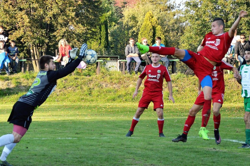 5. liga. Jawiszowice dostały klapsa, ale oddały Victorii Jaworzno z podwójną siłą [ZDJĘCIA]