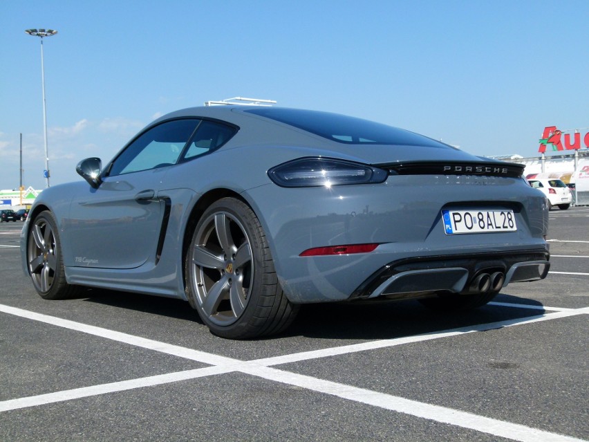 Porsche 718 Cayman - test...