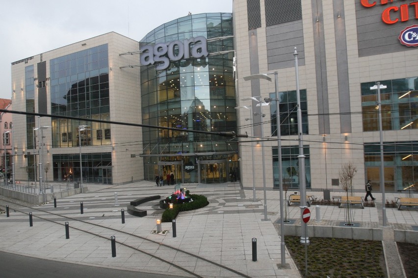 Otwarta 15 listopada 2010 Agora jest w centrum Bytomia