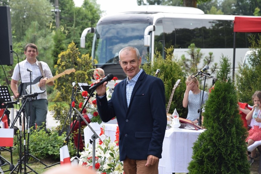 Mieszkańcy uhonorowali 11 chłopów z Masłomiącej zamordowanych w obozie Gross-Rosen [ZDJĘCIA]