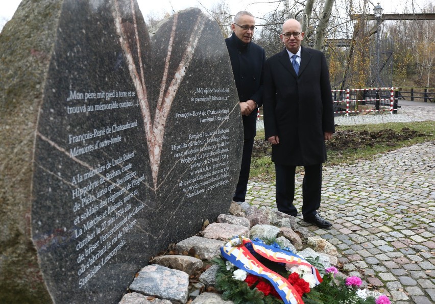 Ambasador Francji w Gdańsku. Uroczystości na francuskim cmentarzu wojskowym w Gdańsku [ZDJĘCIA]