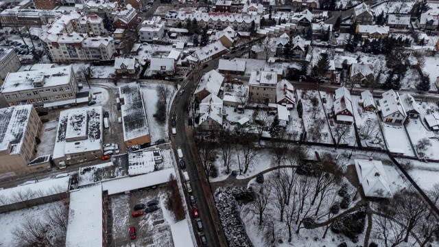 Białystok, ulica Staszica na Bojarach. Parkowanie na niej jest przedmiotem sporu między radnym i urzędnikami prezydenta