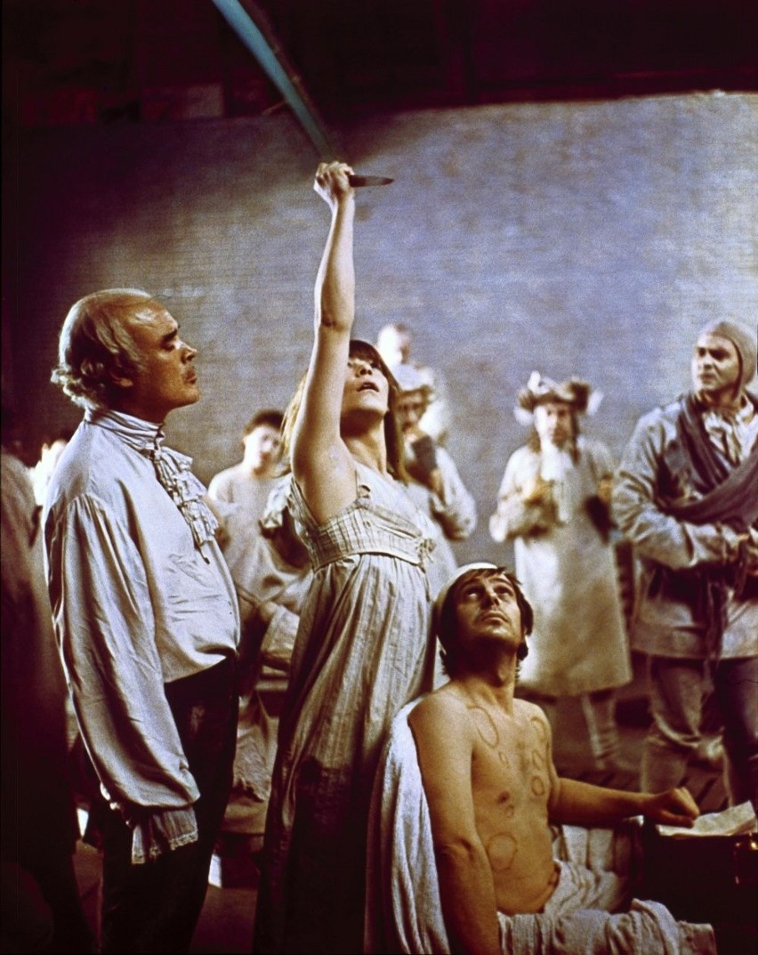 "Marat/Sade"...