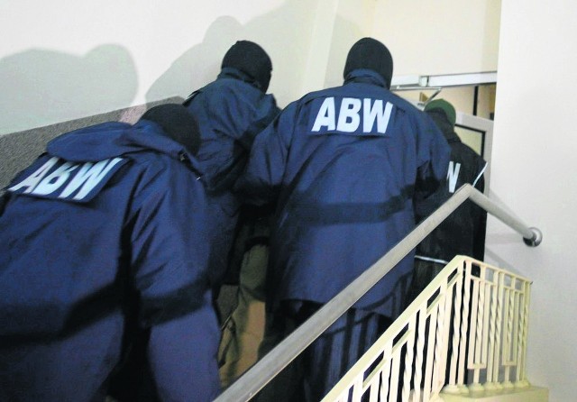 W lutym ubiegłego roku ABW zatrzymała pięć osób, w tym dwóch oficerów rzeszowskiego zarządu CBŚP. Daniel Ś., były naczelnik wydziału gospodarczego, w areszcie siedział najdłużej