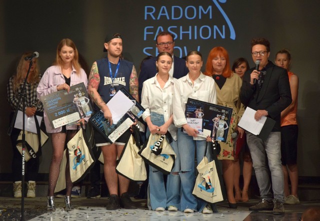 Fashion Show 2018 w Radomiu. Był pokaz mody, koncert i inne atrakcje. Nagrodę główną zdobył projektant Adrian Krupa za kolekcję "Fetish".