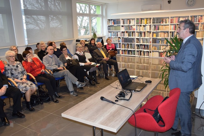 W radziejowskiej bibliotece - prelekcja dotycząca biografii niezwykłych - Jadwigi i Marii Barthel de Weydenthal