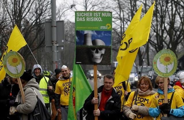 Przeciwnicy elektrowni atomowych protestowali dziś w Szczecinie.