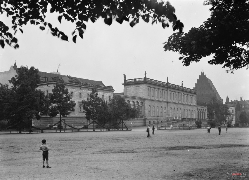 Pałac królewski we Wrocławiu, także pałac Spätgenów lub...