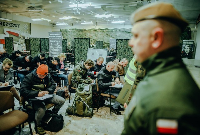 Blisko 170 rekrutów zostało wcielonych na szkolenie podstawowe lub wyrównawcze w 82 batalionie lekkiej piechoty w Inowrocławiu. Uczestnicy 16-dniowego szkolenia podstawowego złożą 25 marca przysięgę wojskową