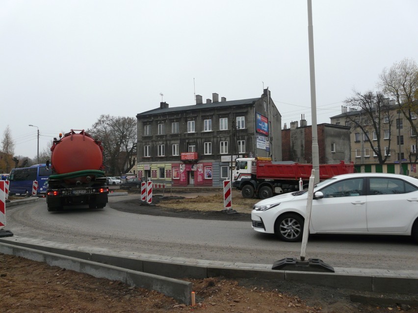 W Pabianicach powstają dwa ronda - zmiany na drodze numer 485 ZDJĘCIA