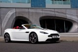 Aston Martin V12 Vantage Roadster debiutuje w Londynie