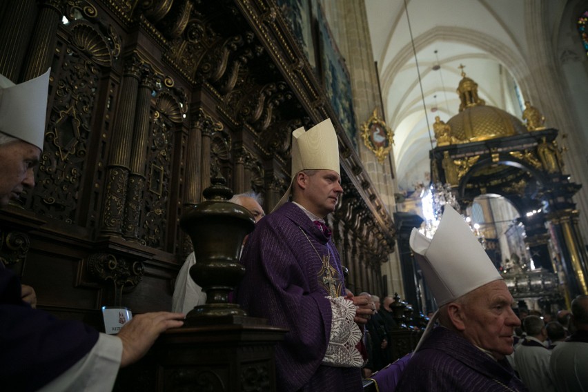 Kraków pożegnał księdza Bielańskiego. Msza święta odbyła się...