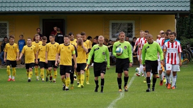 W Lubatówce zawodnicy i kibice cieszyli się z trzech punktów. Szczególnie cennych, bo wywalczonych w derbach