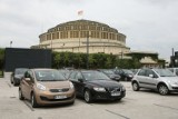 Hala Ludowa ogłasza przetarg: jak nie odpowiadać nam na niewygodne pytania w sprawie parkingu