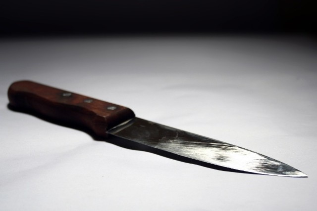 27-letni Szymon P. zeznał później, że nie wie i nie pamięta czemu nożem kuchennym zadał ciosy swojej przyjaciółce