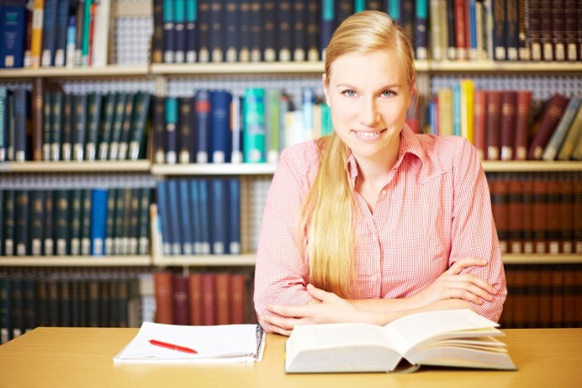 ZUS zaliczy nam studia w pełnym wymiarze wtedy, gdy będziemy przechodzić na emeryturę