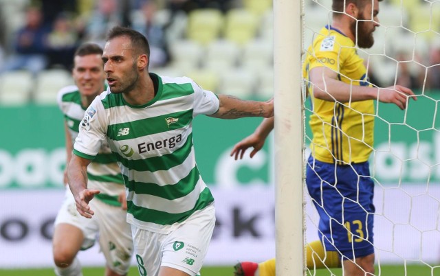 Flavio Paixao z patentem na Derby Trójmiasta