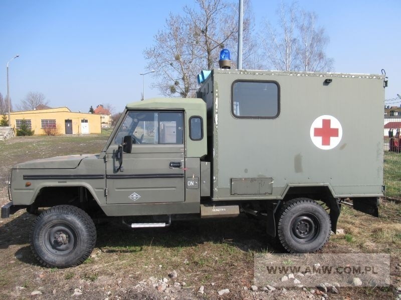 Samochód sanitarny 4-noszowy TARPAN IVECO (nosze – 4 szt.)...