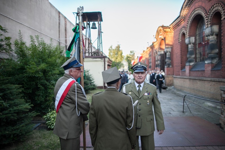 W Łodzi uczczono pamięć poległych żołnierzy Wojska Polskiego [ZDJĘCIA]