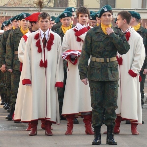 Klasa wojskowa, jedyna taka w powiecie stalowowolskim.