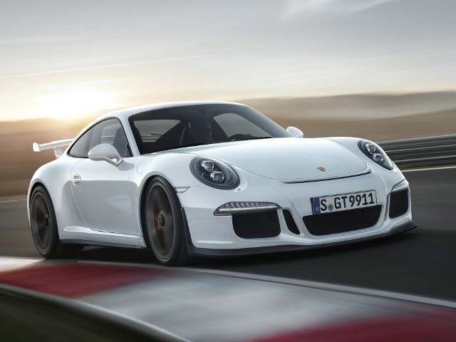 Wystarcza 12 sekund, aby rozpędzić GT3 do 200 km/h / Fot. Porsche