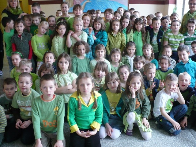 Z okazji Dnia Ziemi dzieci ubrały się na zielono