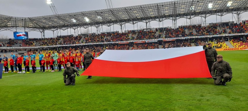 PKO BP Ekstraklasa. Korona Kielce przegrała z Widzewem Łódź 0:1. Nieudane zakończenie słabej rundy. Potrzebne są zmiany