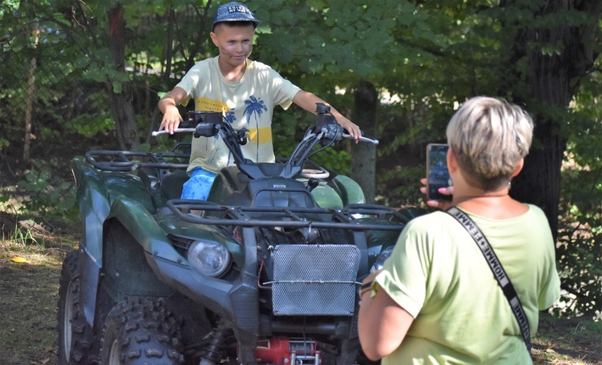 Piknik wojskowy w Parku Hallerów w Oświęcimiu przyciągnął...