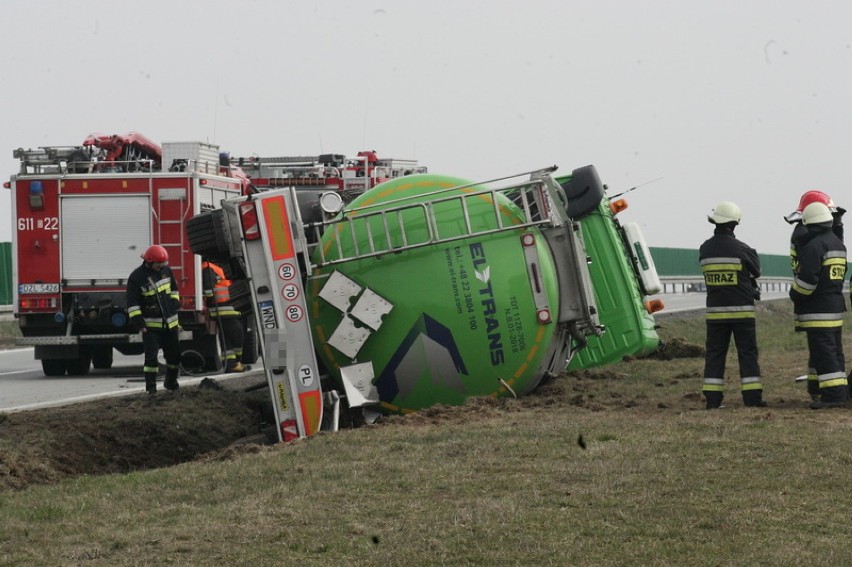 Wypadek cysterny na A4