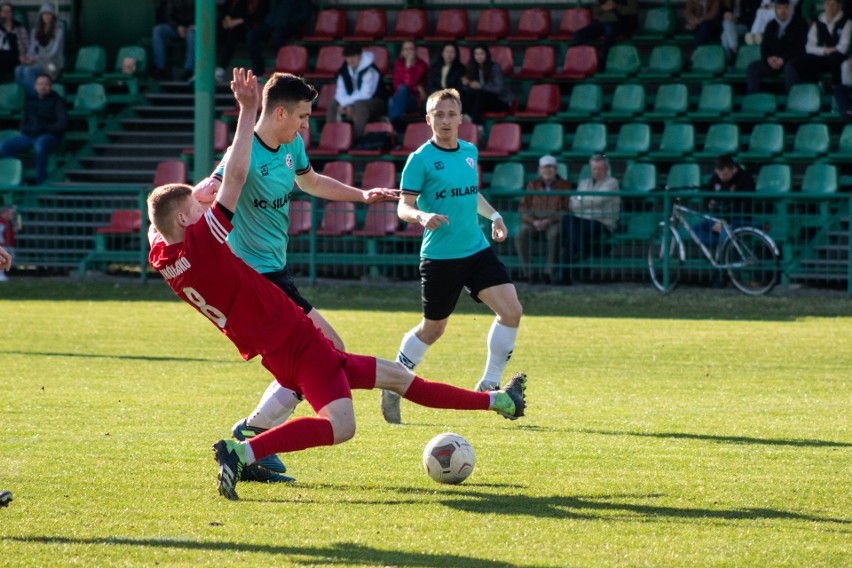 Piłkarskie Orły i 4 liga podkarpacka. Cosmos lubi strzelać, Karpaty mają kim straszyć 