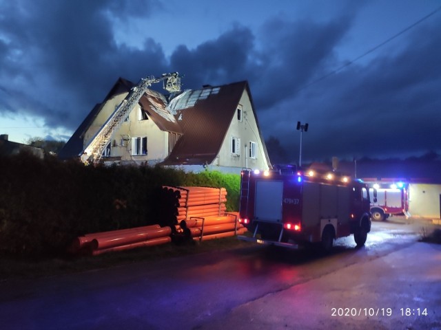 Rodzina z Kębłowa Nowowiejskiego straciła w pożarze cały dobytek. Potrzebna pomoc!