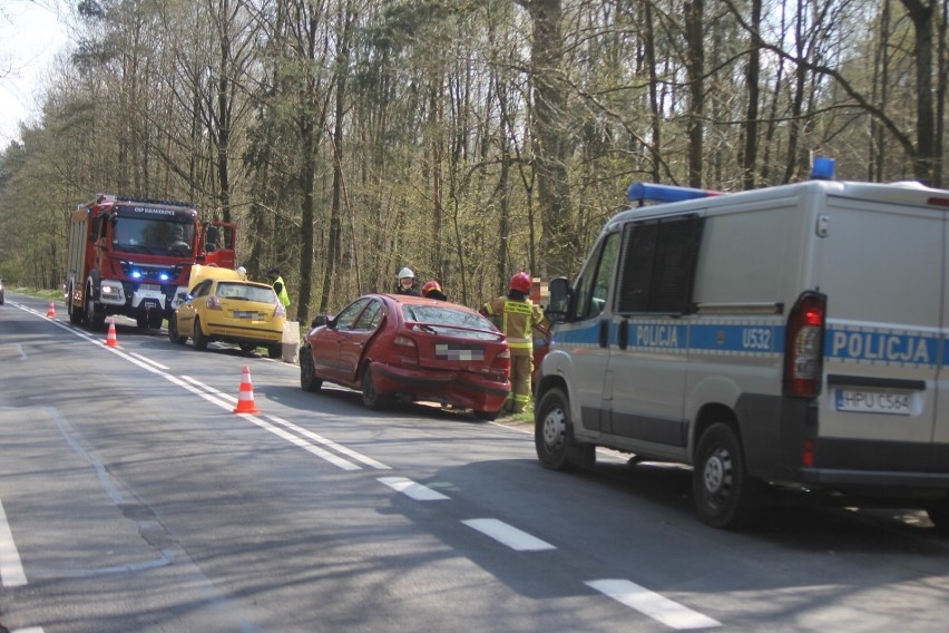 Wypadek trzech samochodów na drodze Krotoszyn-Sulmierzyce