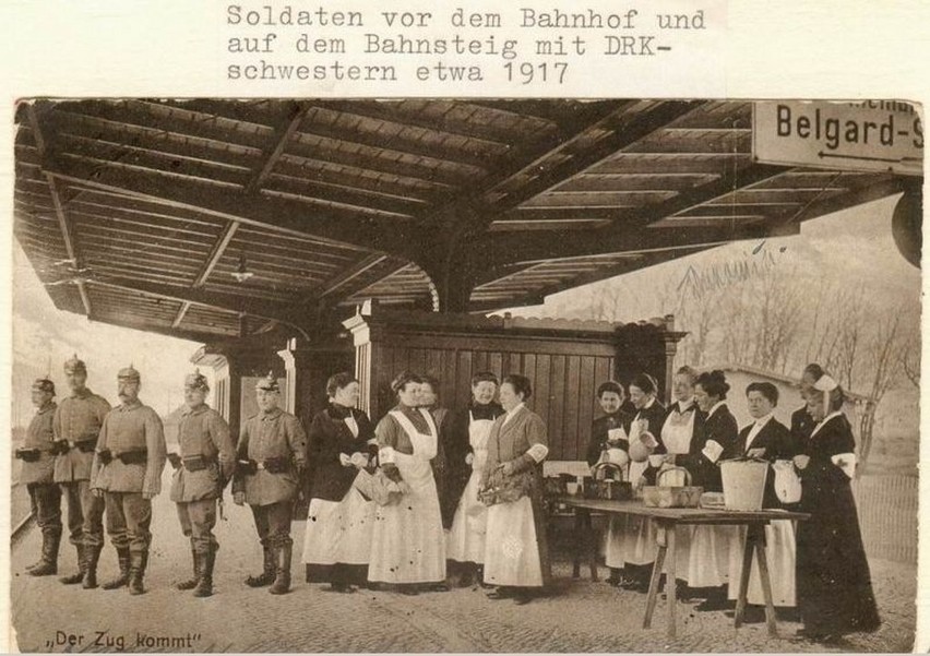Rok 1917, dworzec kolejowy w Koszalinie. Na kolejny...