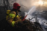 Strażacy nadal walczą z pożarem w Siemianowicach Śląskich. Na miejscu 24 zastępy PSP