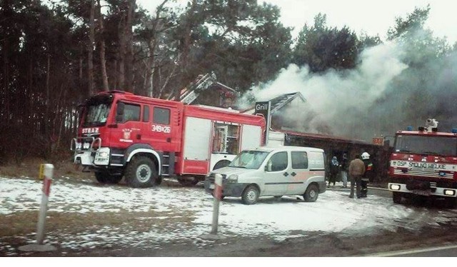 Do pożaru doszło w czwartek około południa w przydrożnym barze, tuż za rogatkami Kargowej, przy wyjeździe na Poznań.
