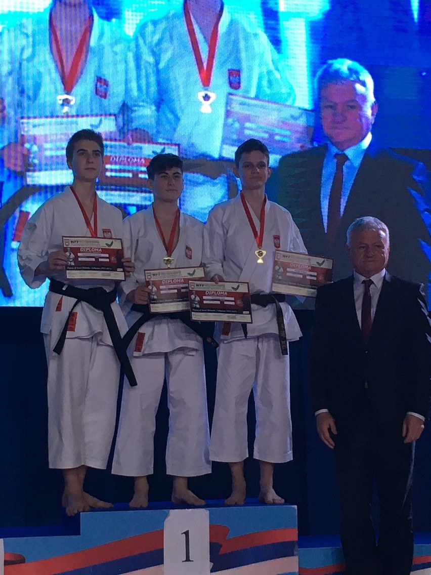 19 medali reprezentantów Krakowskiego Klubu Karate Tradycyjnego w Belgradzie