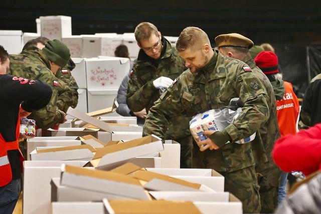 1000 paczek trafi do wrocławskich seniorów.