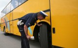 Policyjne kontrole wycieczkowych autobusów w Radomiu