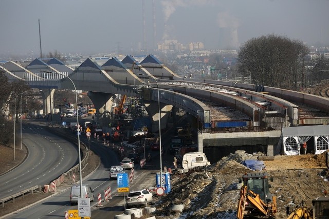 Budowa łącznicy kolejowej zakończyć ma się w połowie września