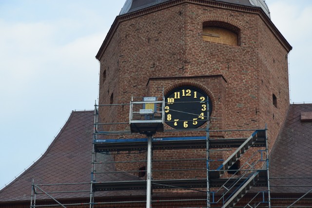 Od początku grudnia katedra ma odrementowane i przemalowane tarcze zegarowe.