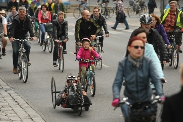 Tramwajem konnym, rowerem, łódką. Obchodziliśmy Dzień Bez Samochodu (ZDJĘCIA)