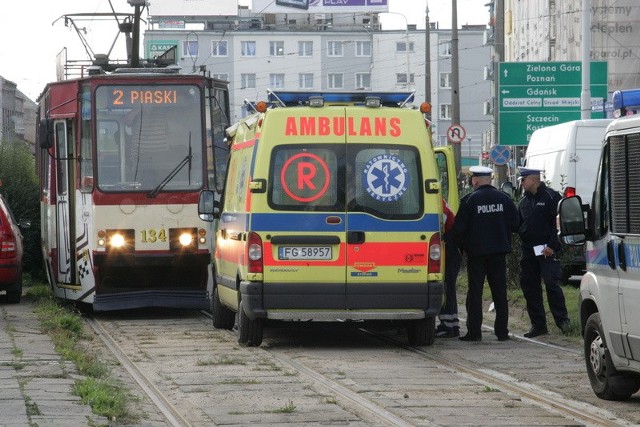 Na miejsce przyjechała policja i pogotowie.