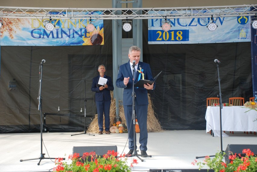 Tłumy na pińczowskich gminnych dożynkach. Czekało na nich dużo atrakcji [ZDJĘCIA]