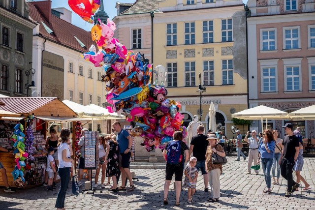 Już tylko do końca dnia można korzystać z atrakcji na Starym Rynku i kupować produkty w drewnianych domkach. W niedzielę, 23 czerwca, kończy się poznański Jarmark Świętojański. Odbywa się on już od ponad 40 lat, a tegoroczna edycja także cieszyła się dużym zainteresowaniem. Jakie atrakcje zaplanowano na ostatni dzień jarmarku?