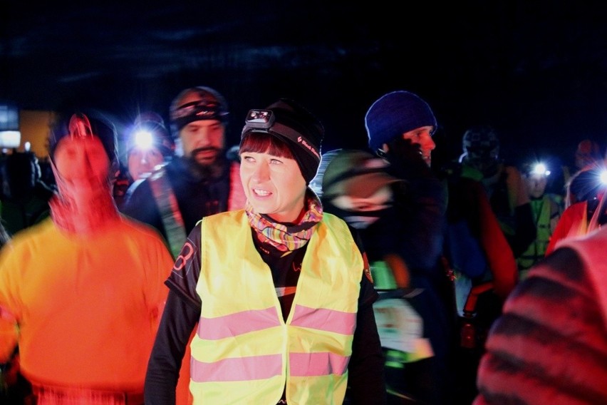 Ultramaraton Nowe Granice w Zielonej Górze rozpoczęty! Blisko 700 osób i rowerzystów podjęło wyzwanie [ZDJĘCIA, WIDEO]