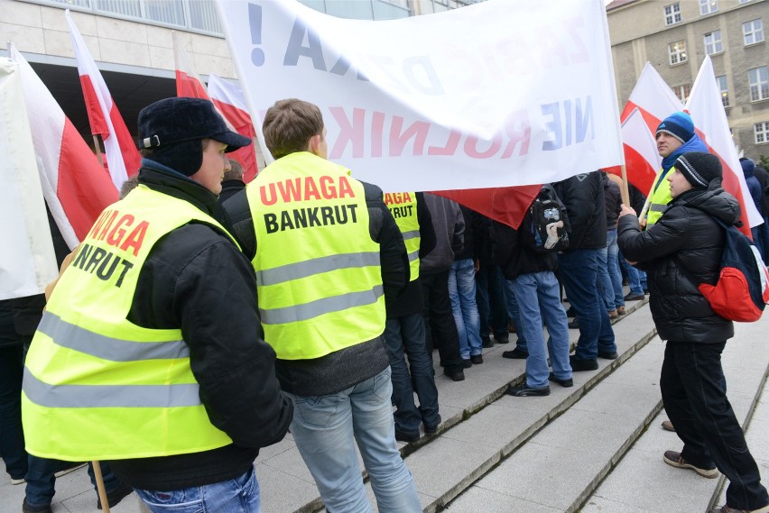 Rolnicy z Wielkopolski protestowali w zeszłym tygodniu przed...